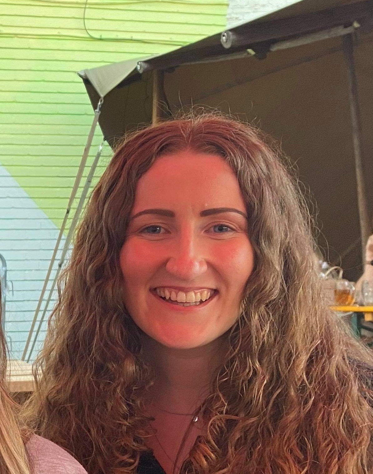 Go to the profile of Elizabeth Cummins