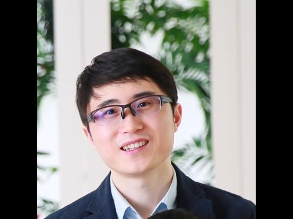 Go to the profile of Yaoqing Zhang