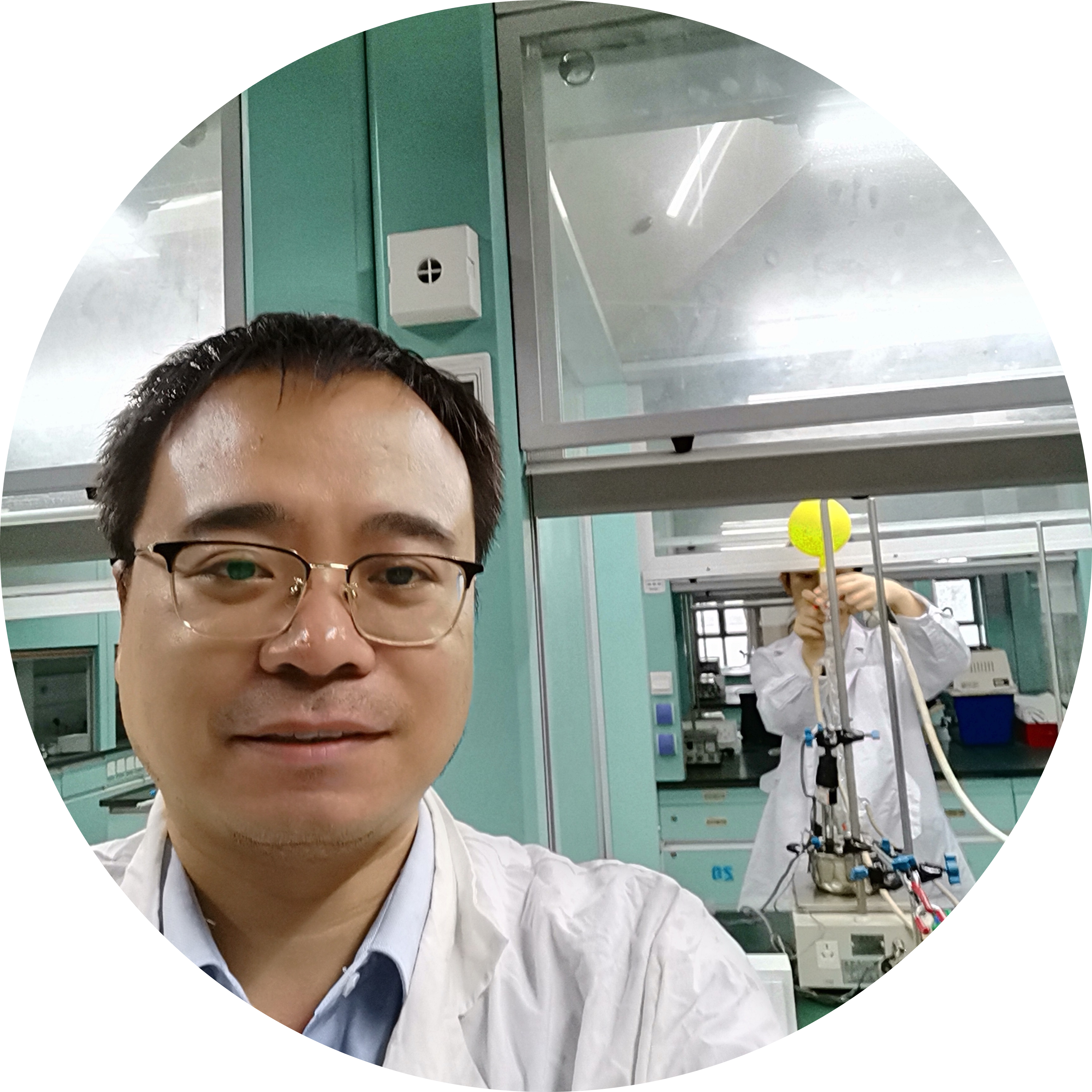 Go to the profile of Xu Cheng