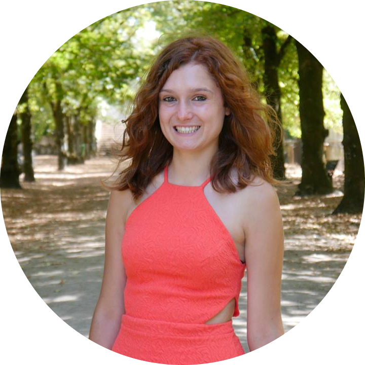 Go to the profile of Helena Teixeira