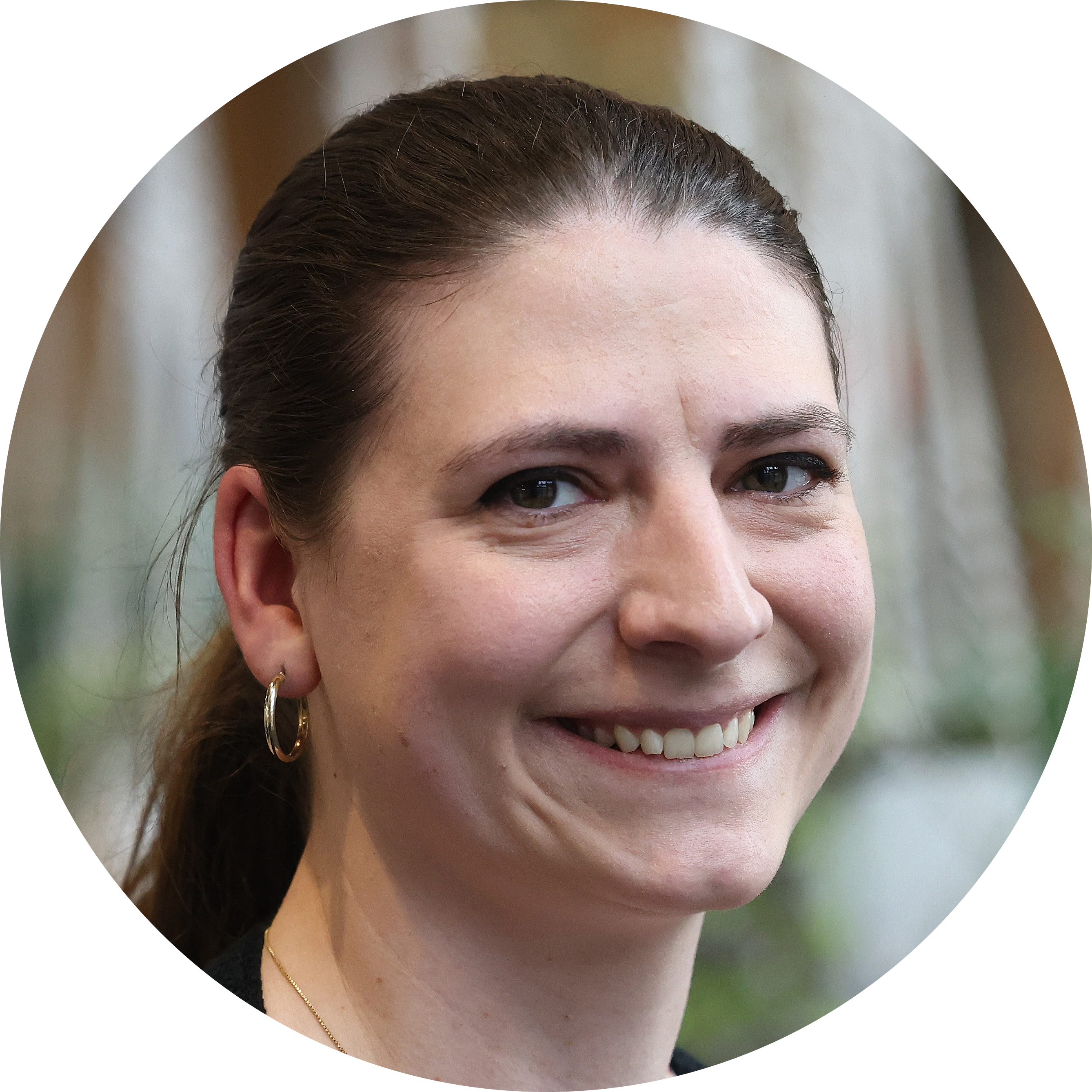 Go to the profile of Cordelia Dunai