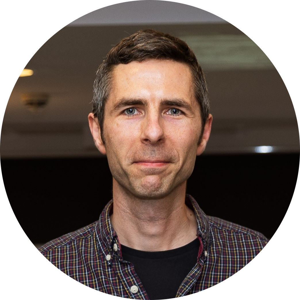 Go to the profile of Tom Staton