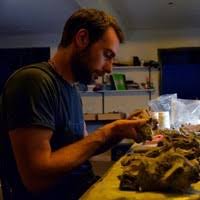 Go to the profile of Aurélien Mounier