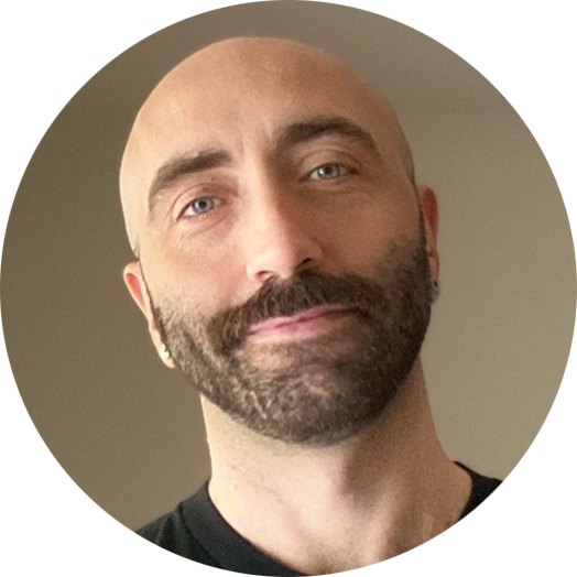 Go to the profile of Piero Toto