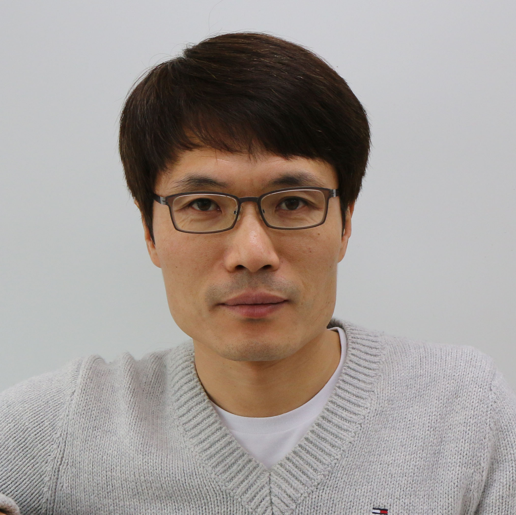 Go to the profile of Yong-Sam Kim