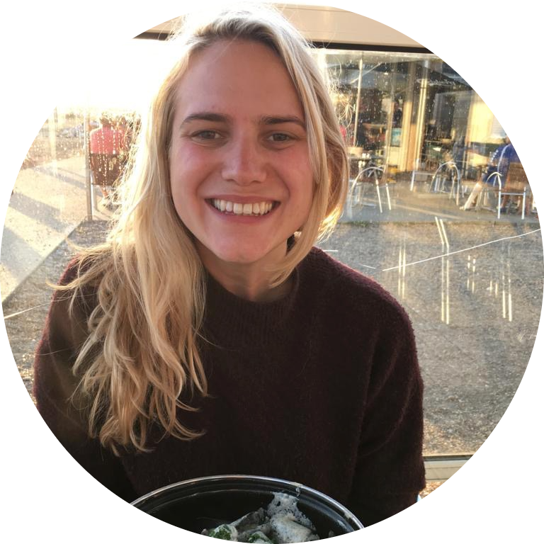 Go to the profile of Josephine Paris