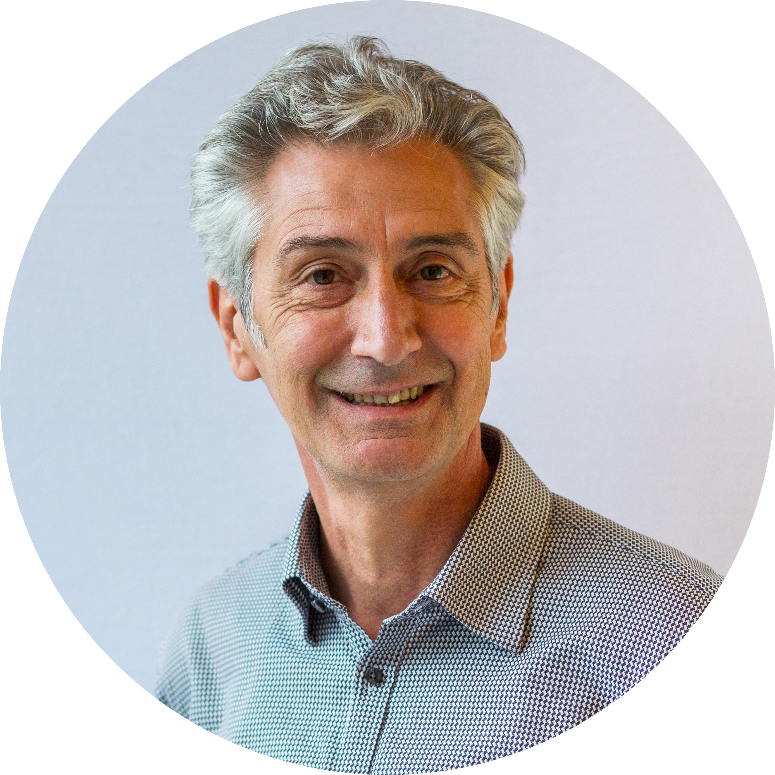 Go to the profile of Martin