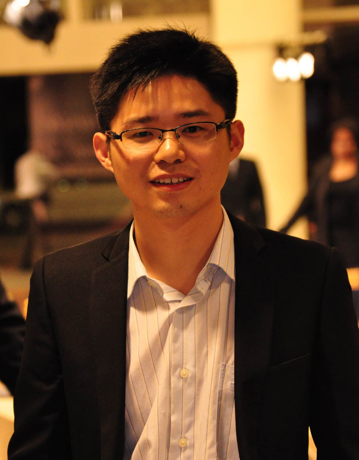 Go to the profile of Jiong Lu