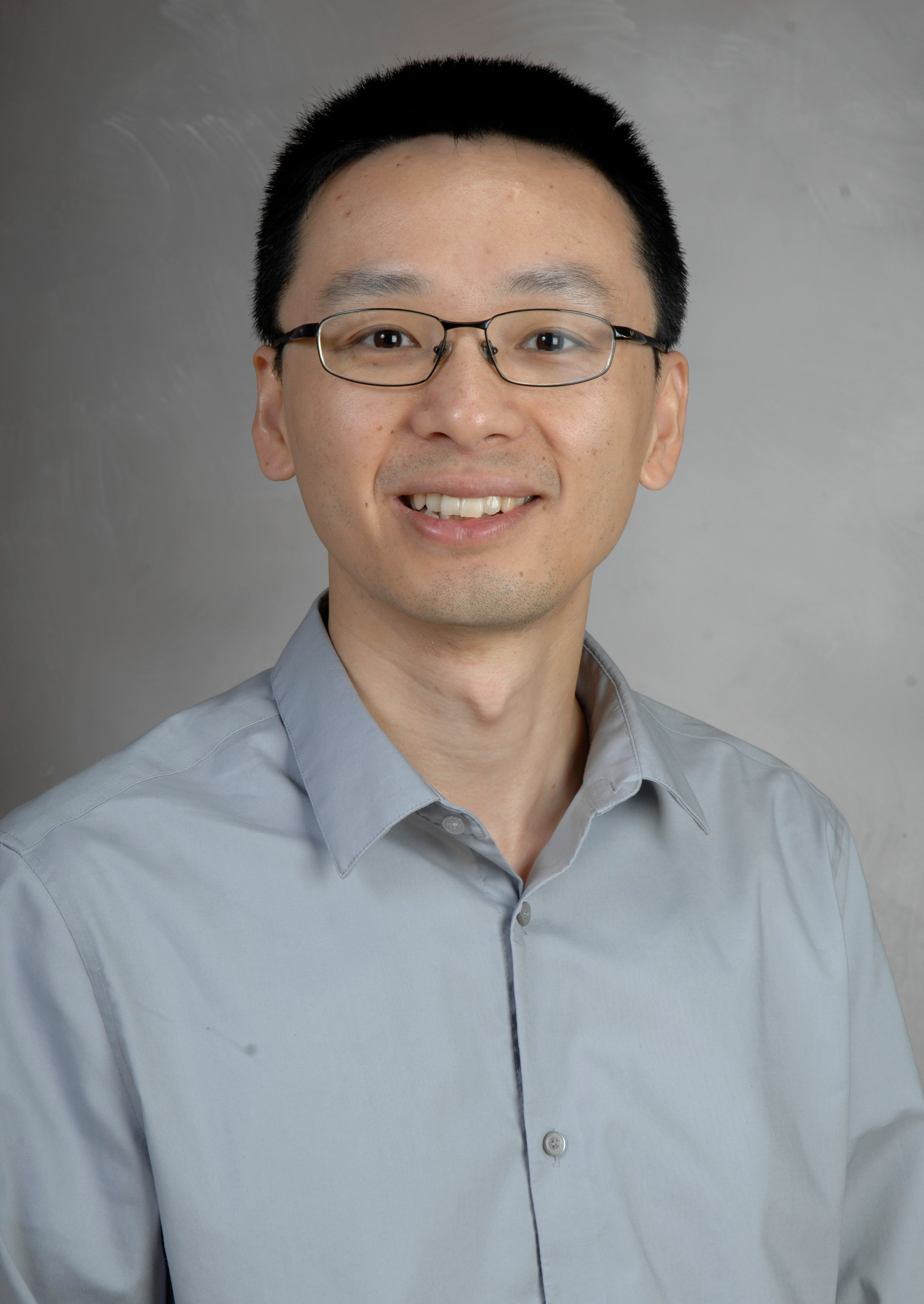 Go to the profile of Leng Han