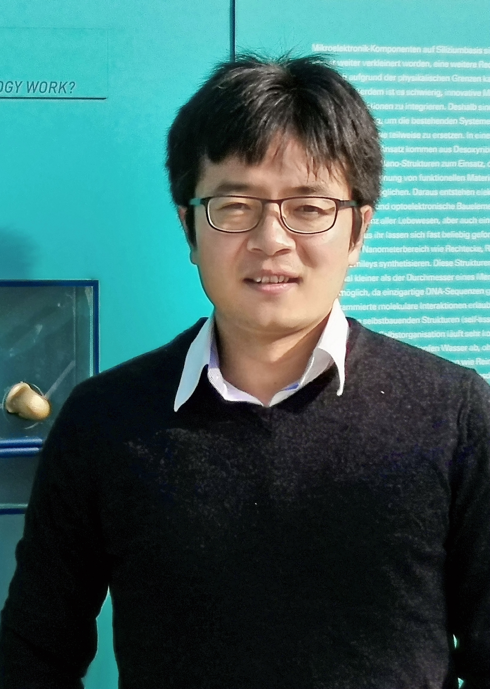 Go to the profile of Tao Zhang