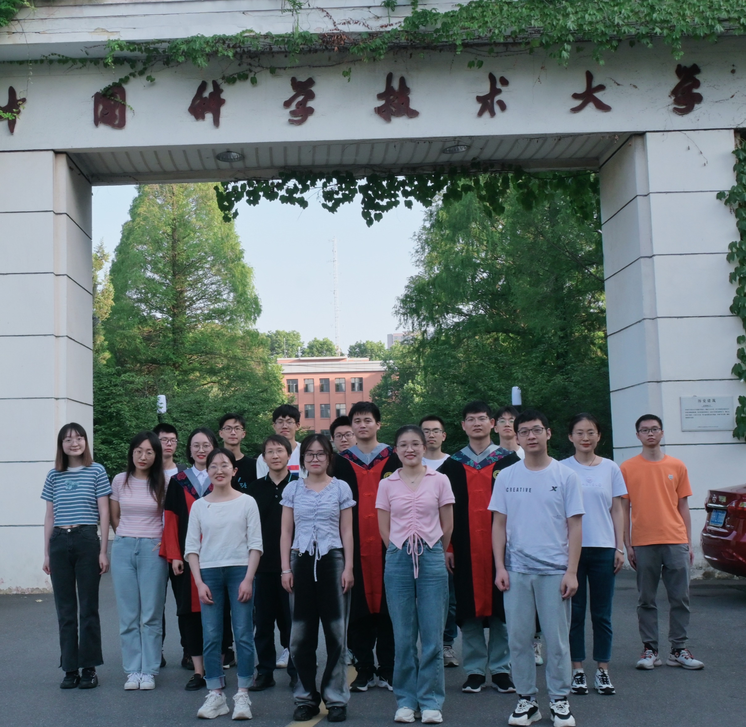 Go to the profile of Qingwei Zhang