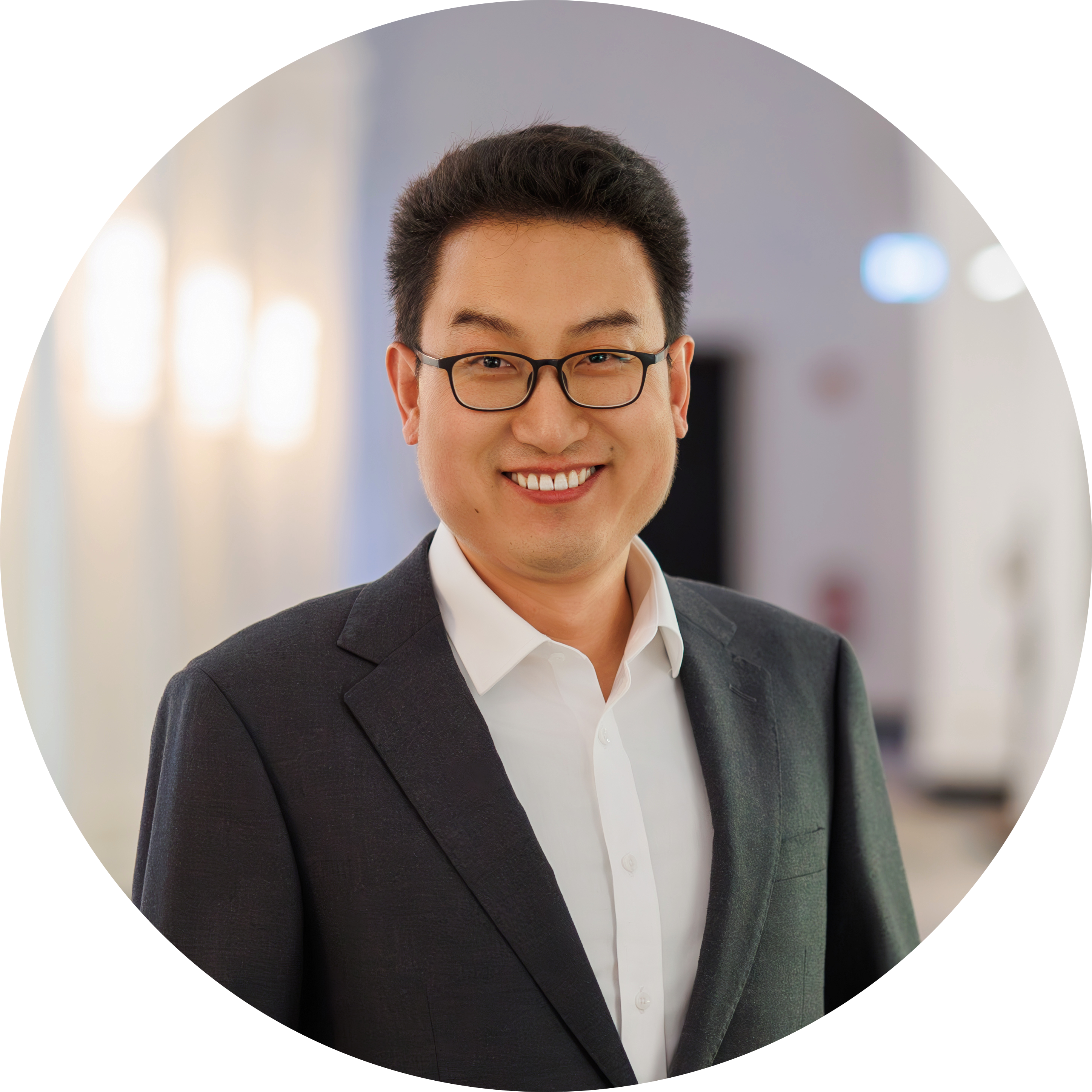 Go to the profile of Yanpeng Gong