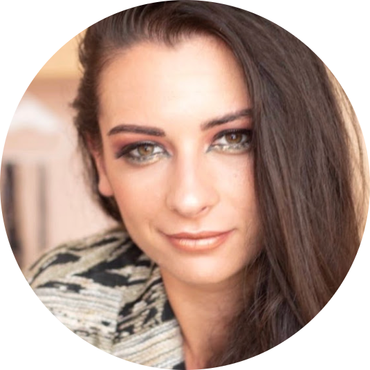 Go to the profile of Andreea Turi