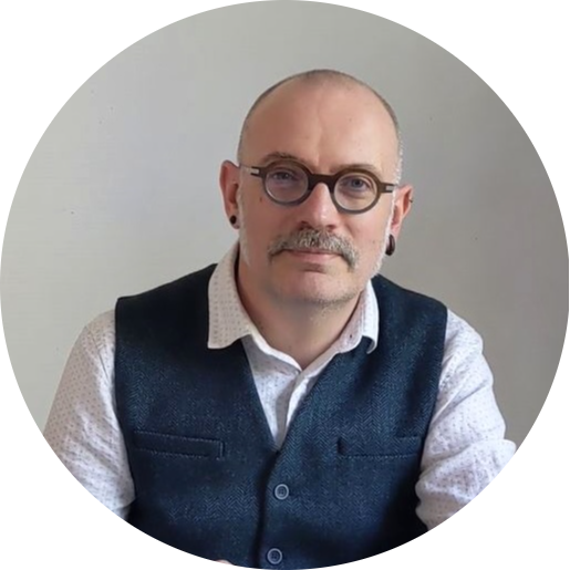 Go to the profile of Cédric Sueur