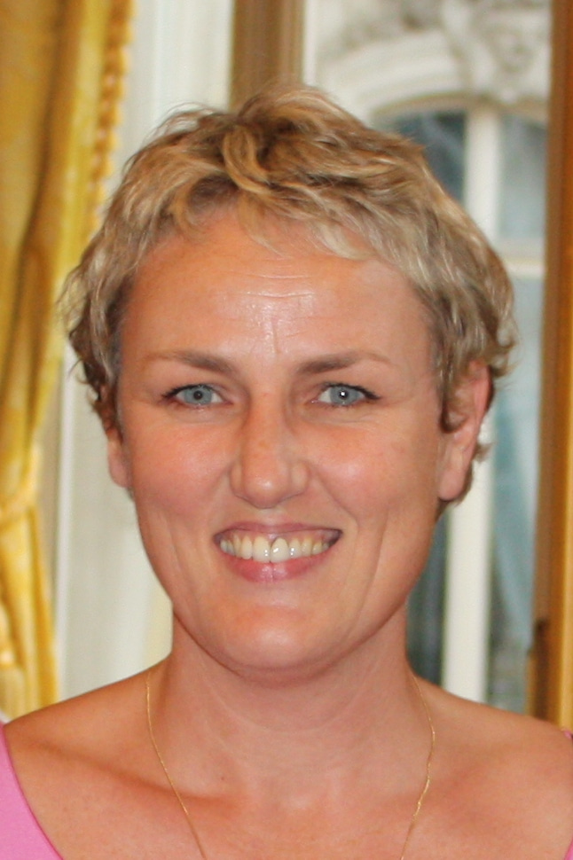 Go to the profile of Sandrine Bourdoulous