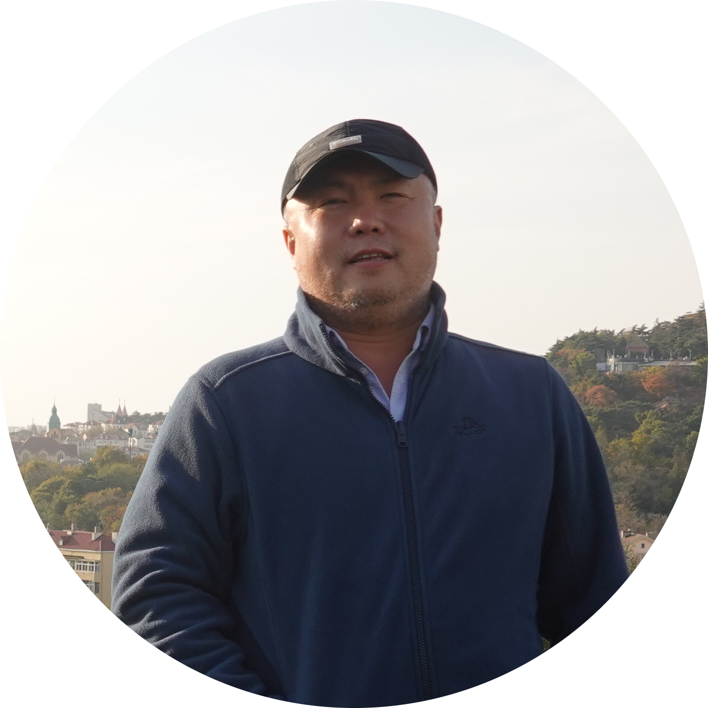 Go to the profile of Yun-Wei Dong