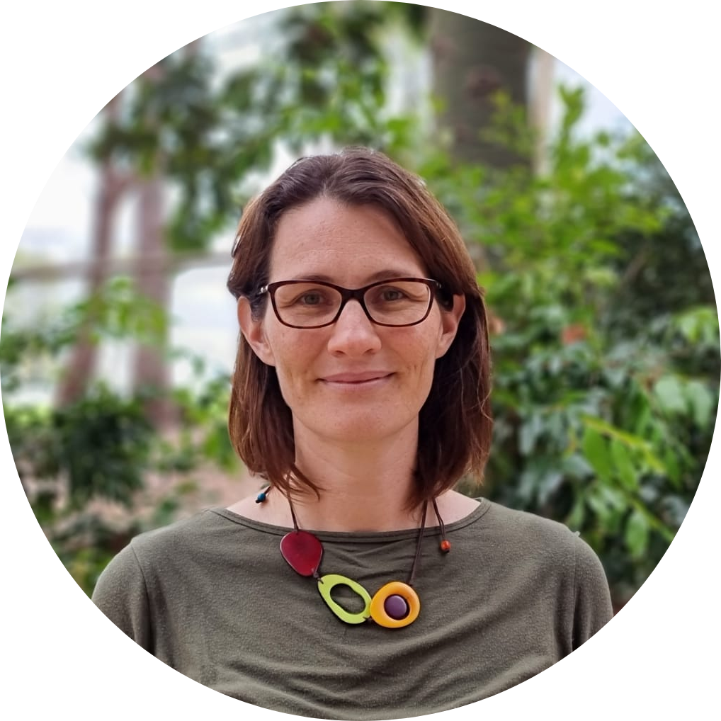 Go to the profile of Helen M. Gunter