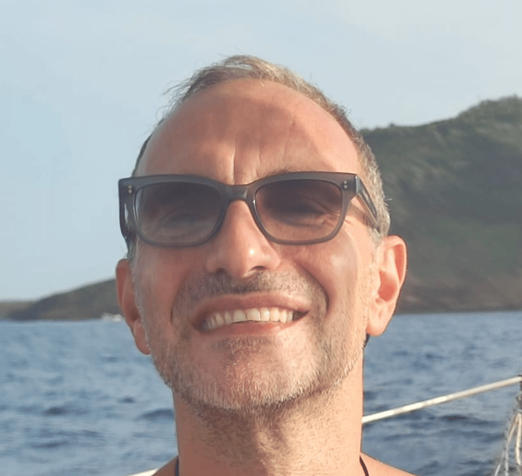 Go to the profile of Raffaele Pastore