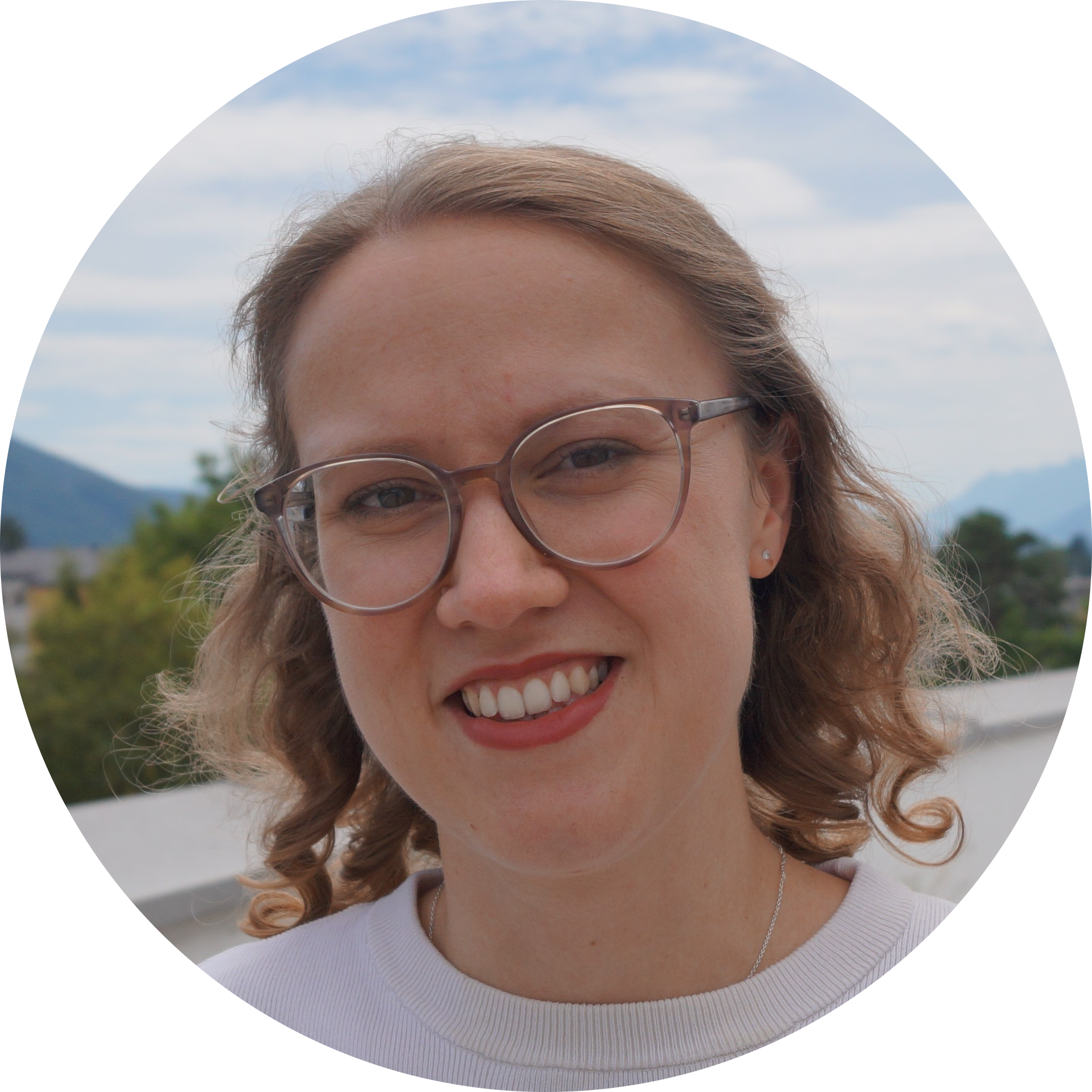 Go to the profile of Monique Denissen