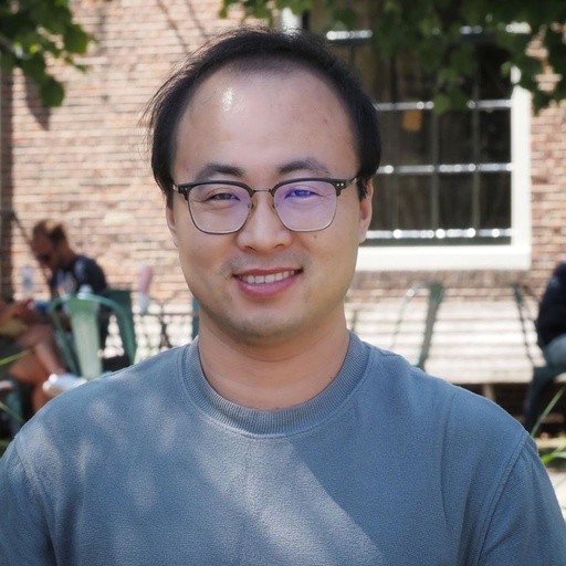 Go to the profile of Lei Guo