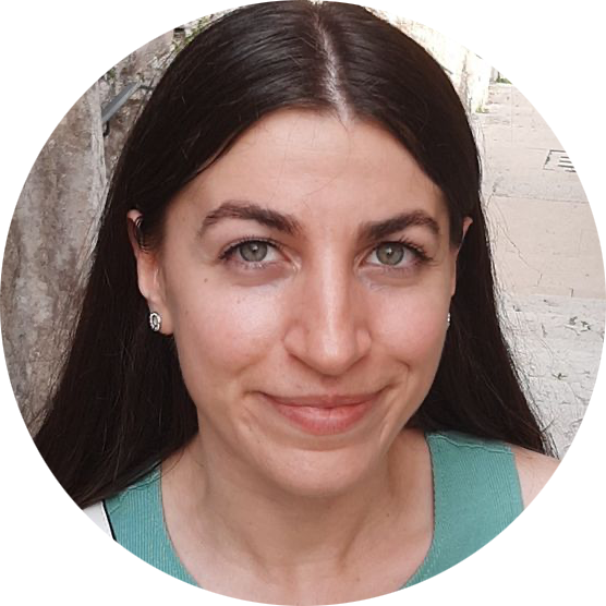 Go to the profile of Valeria Famà