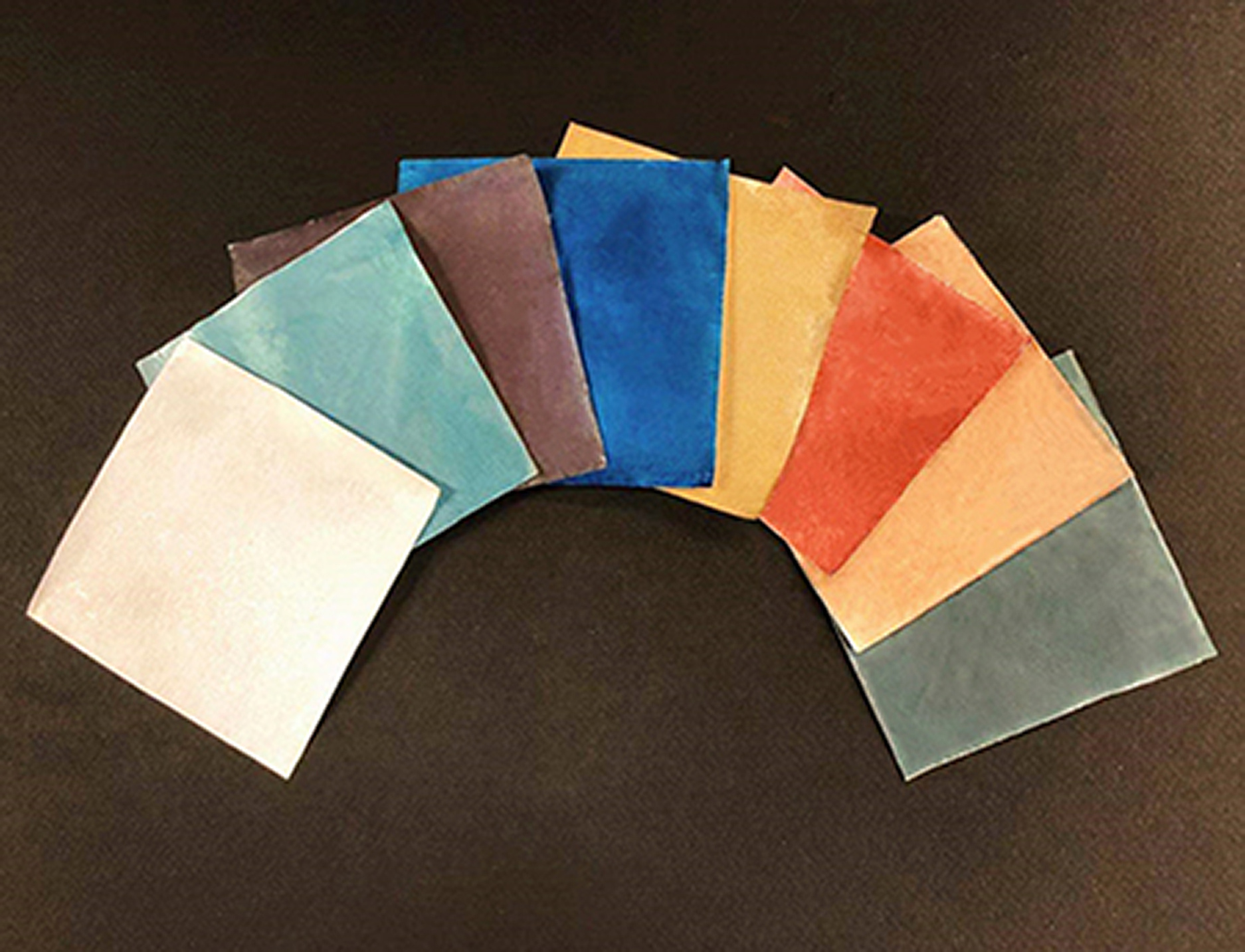 Creating energy-efficient buildings with coloured low-emissivity films