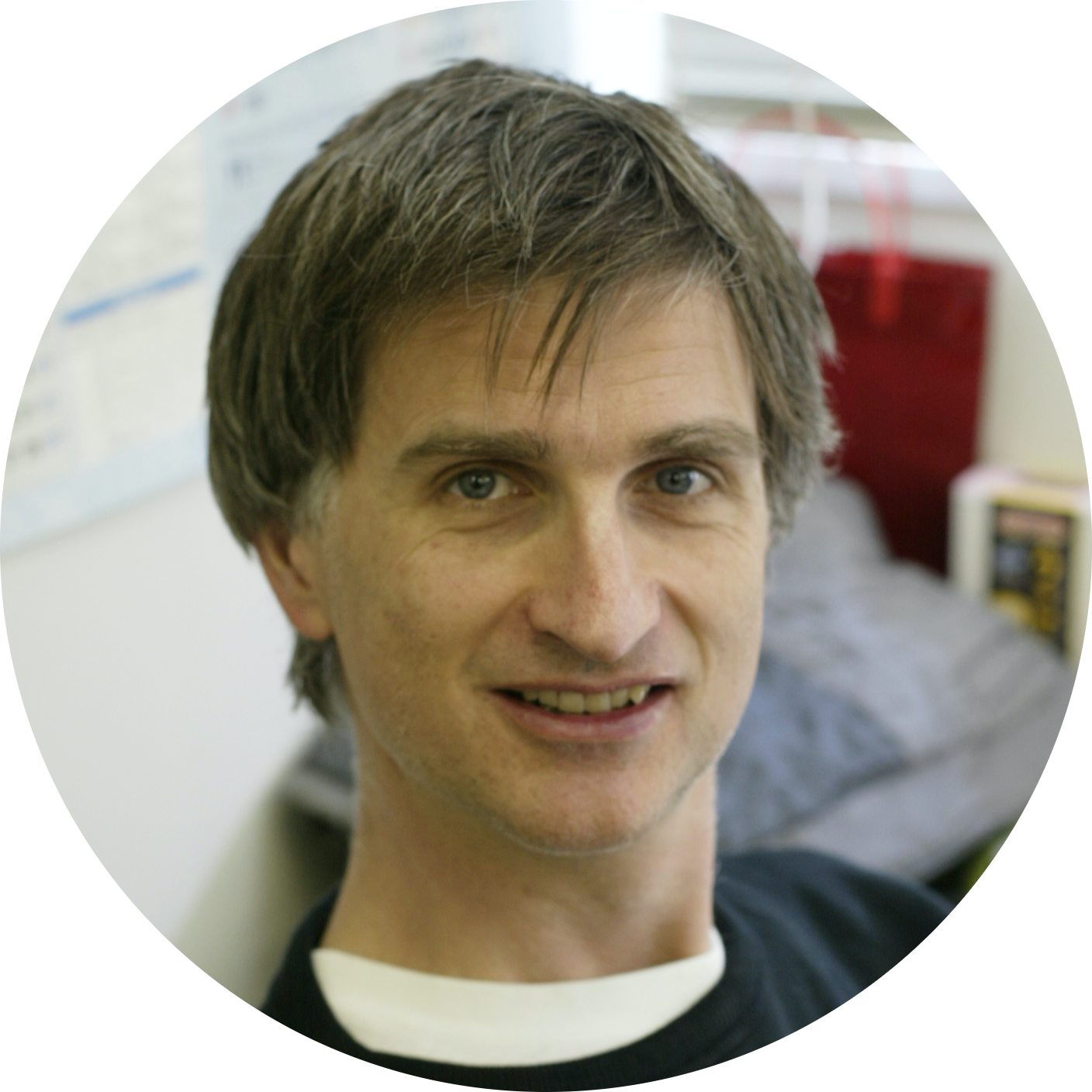 Go to the profile of Walther Akemann