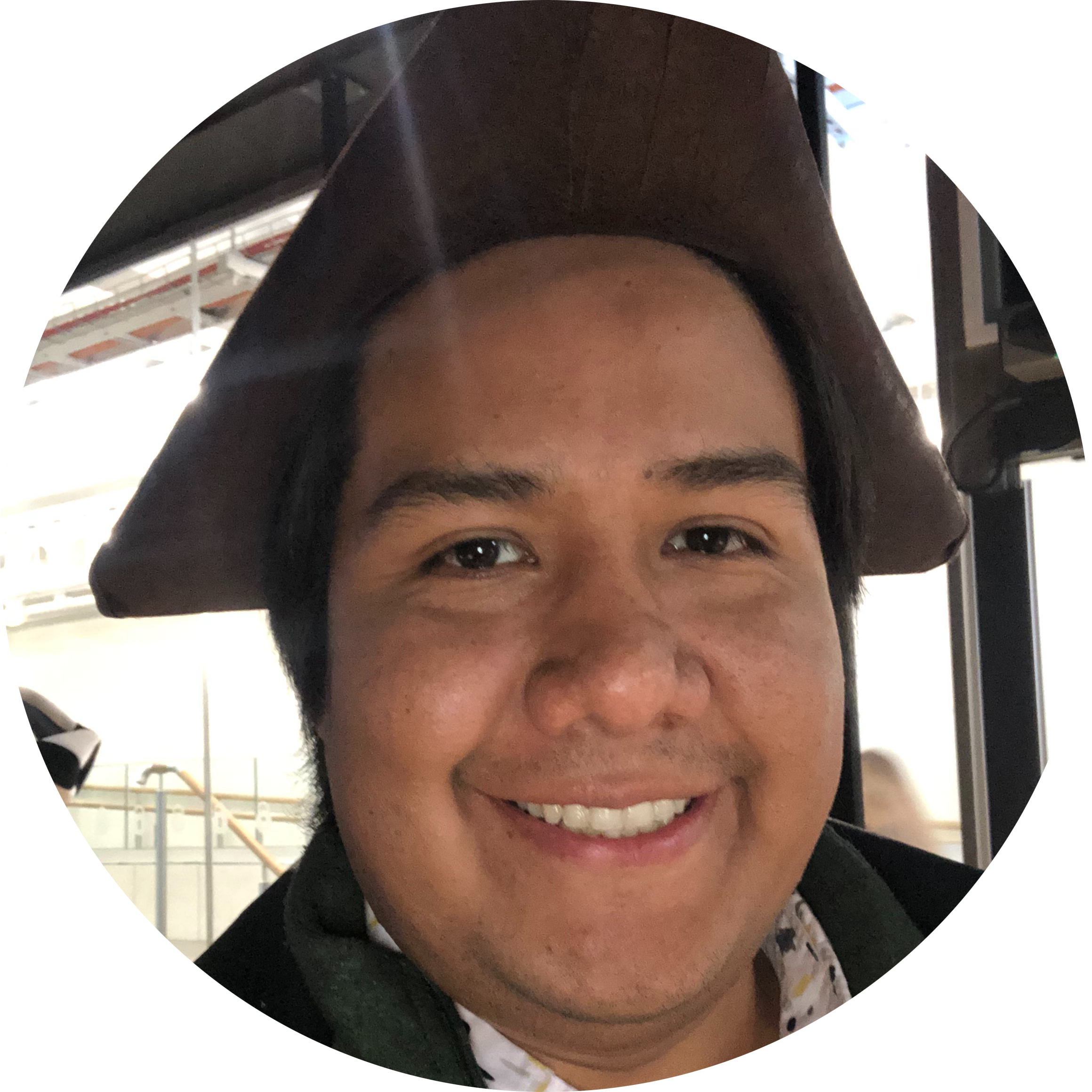 Go to the profile of Julio