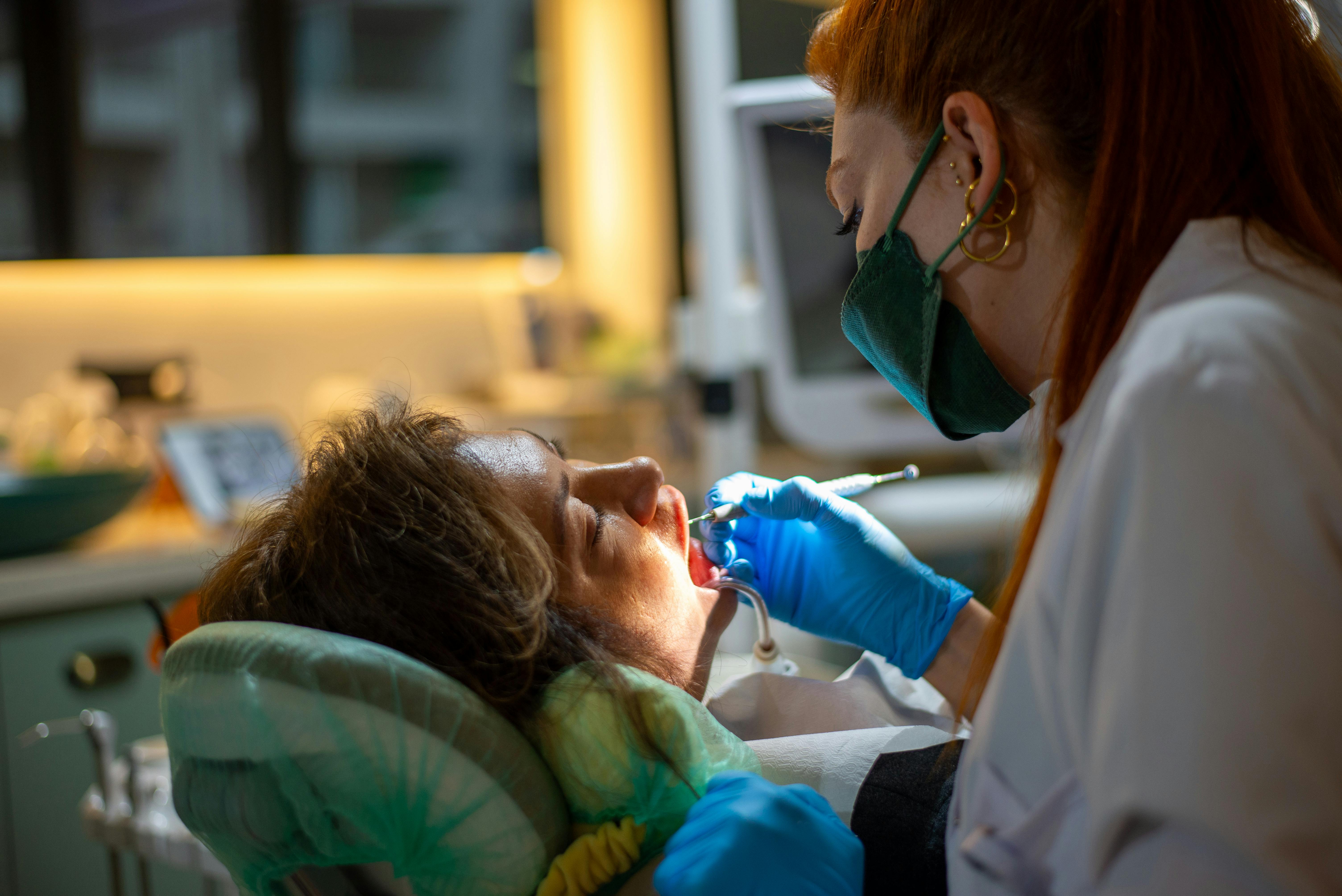 Smoking and Dental Implants: What Research Says About Implant Success and Failure