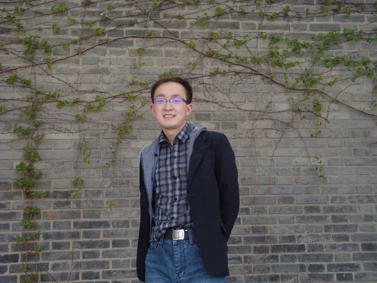 Go to the profile of Chunqiao Song