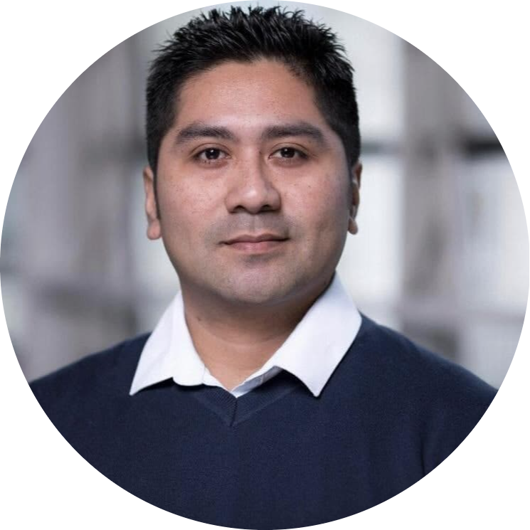 Go to the profile of Diego Moya