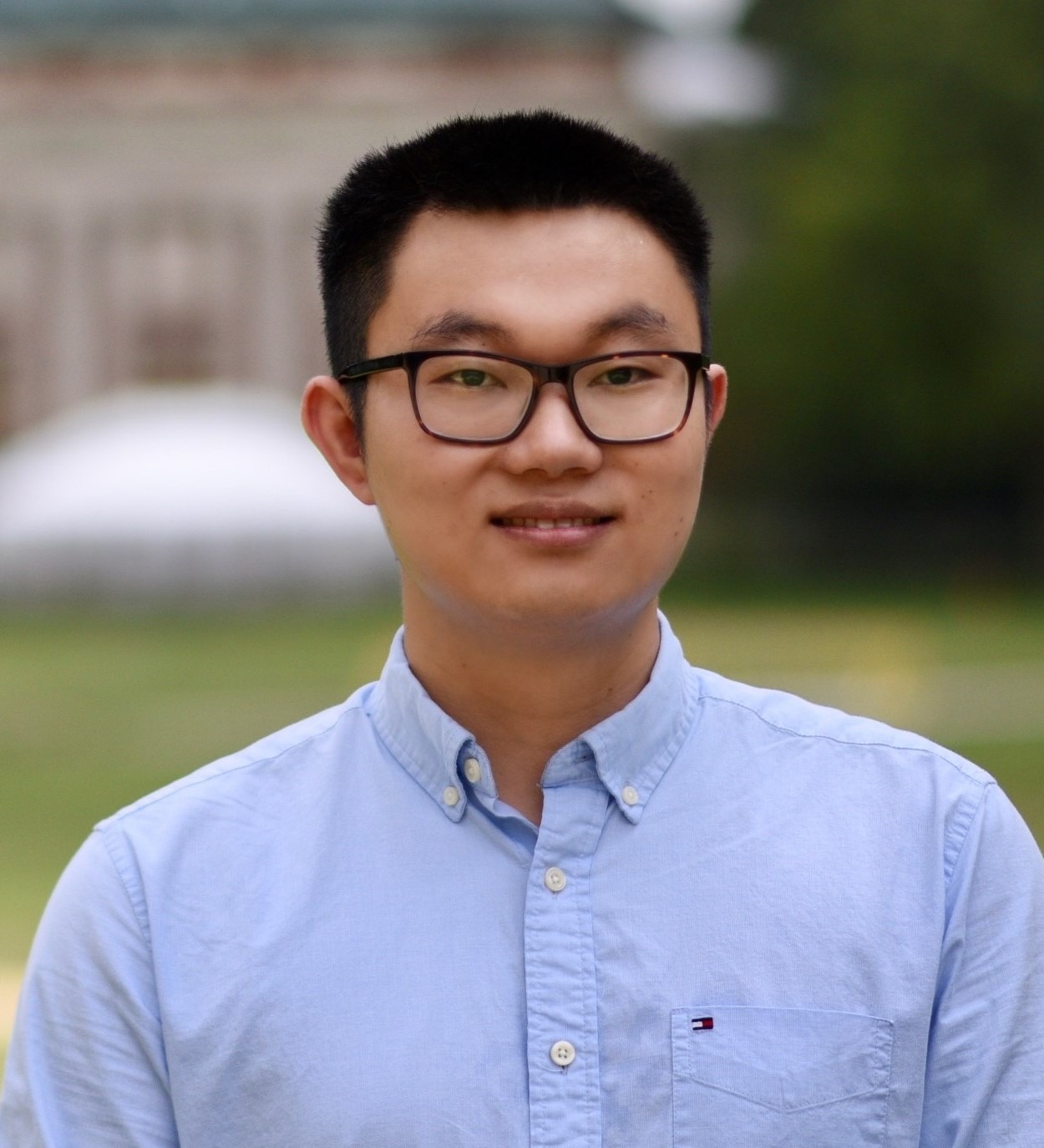 Go to the profile of Xiaoqiang Huang