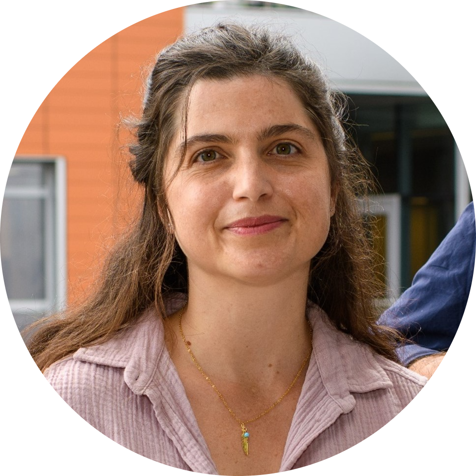 Go to the profile of Adva Shemi