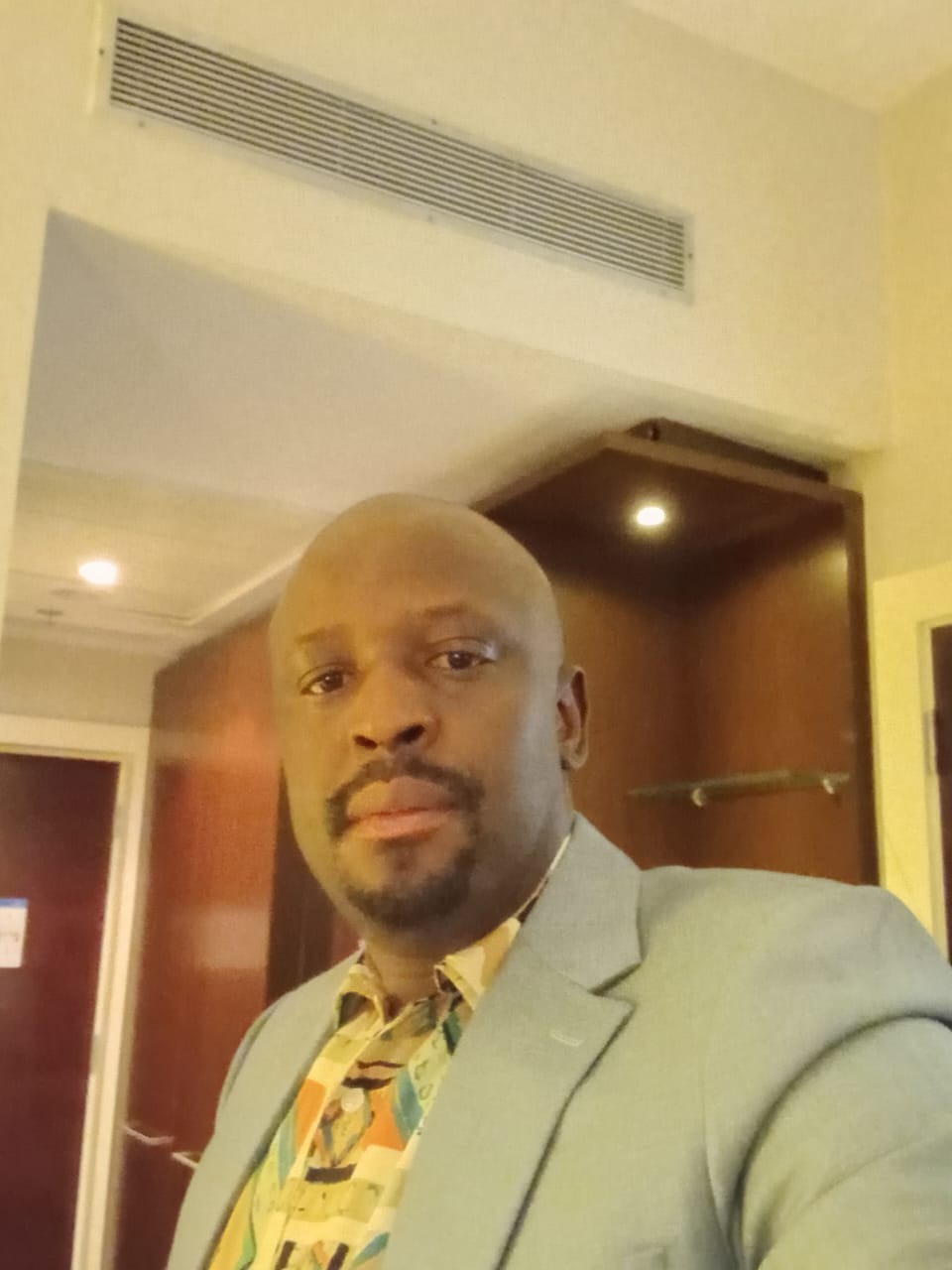 Go to the profile of Siyakudumisa Nontamo