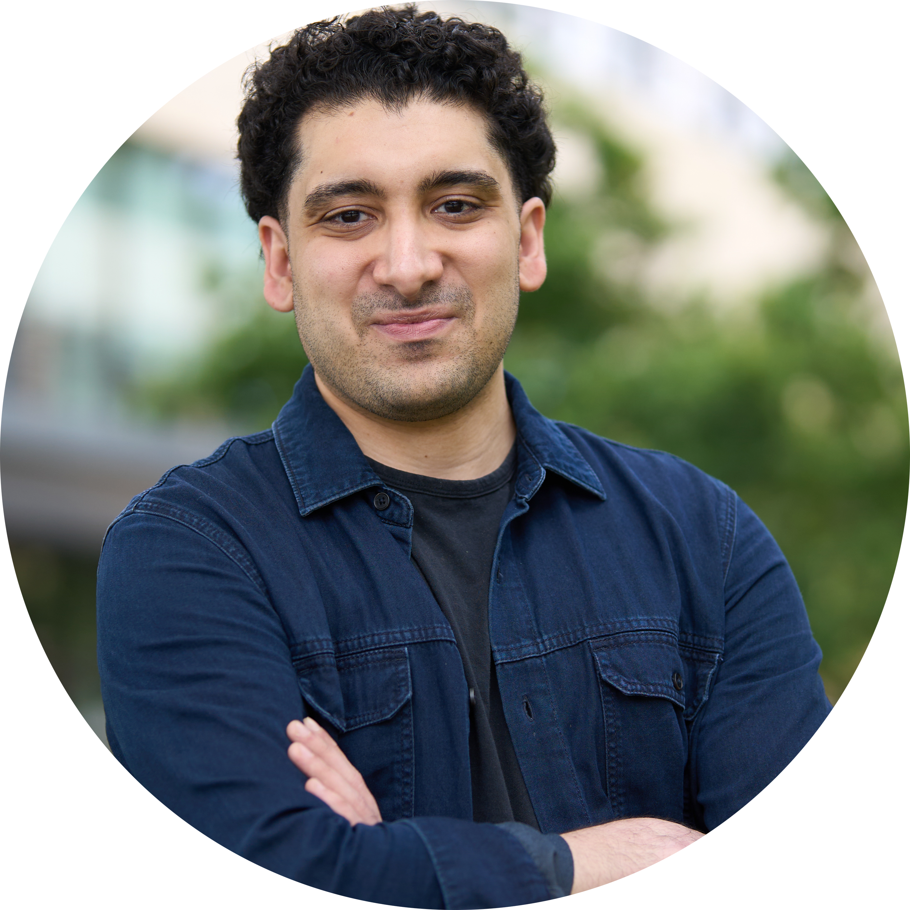 Go to the profile of Dara Rouholiman