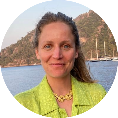 Go to the profile of Zoe Fehlberg