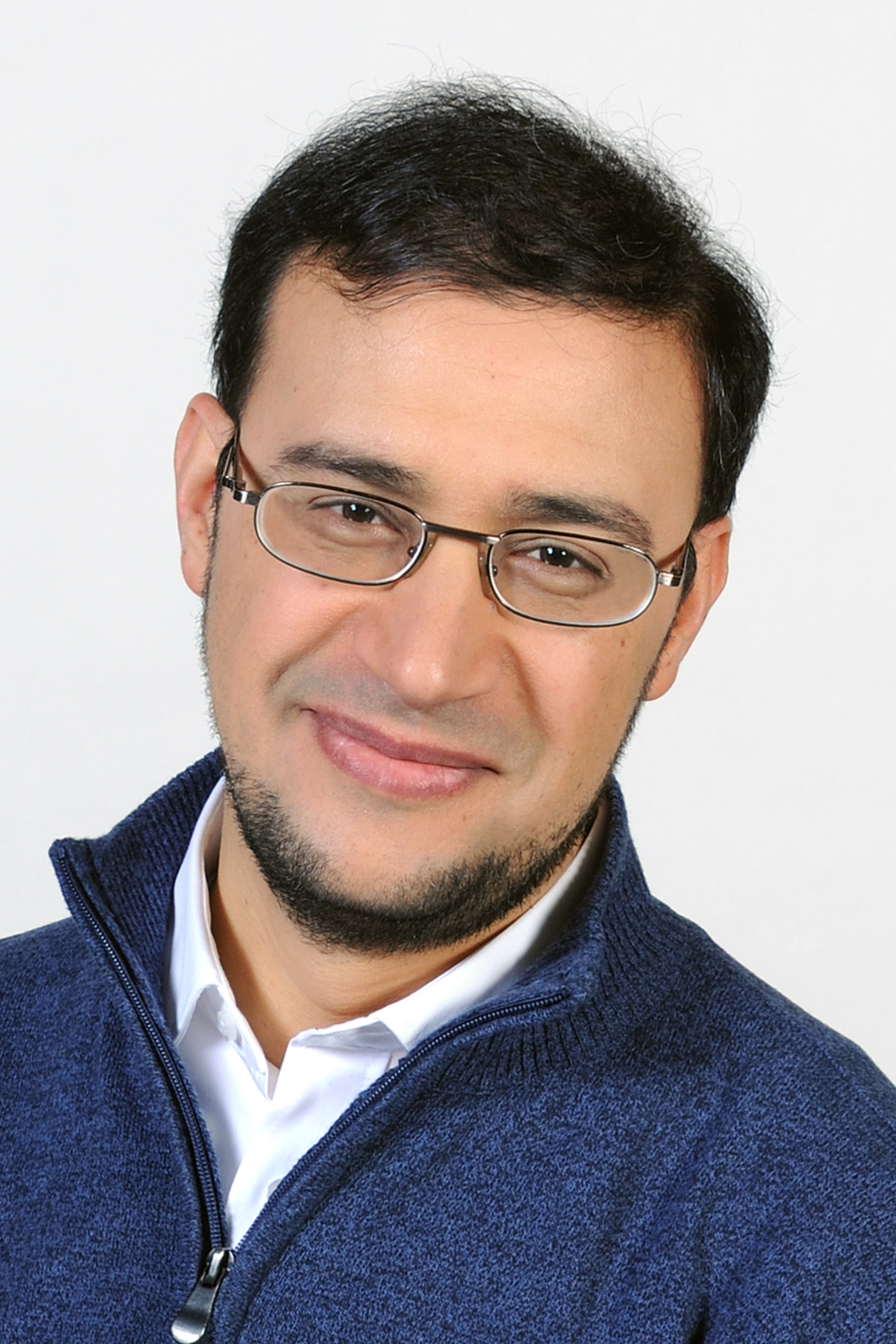 Go to the profile of Mustapha Laatiaoui